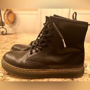 Girls Size 3 Doc Martens Black Leather